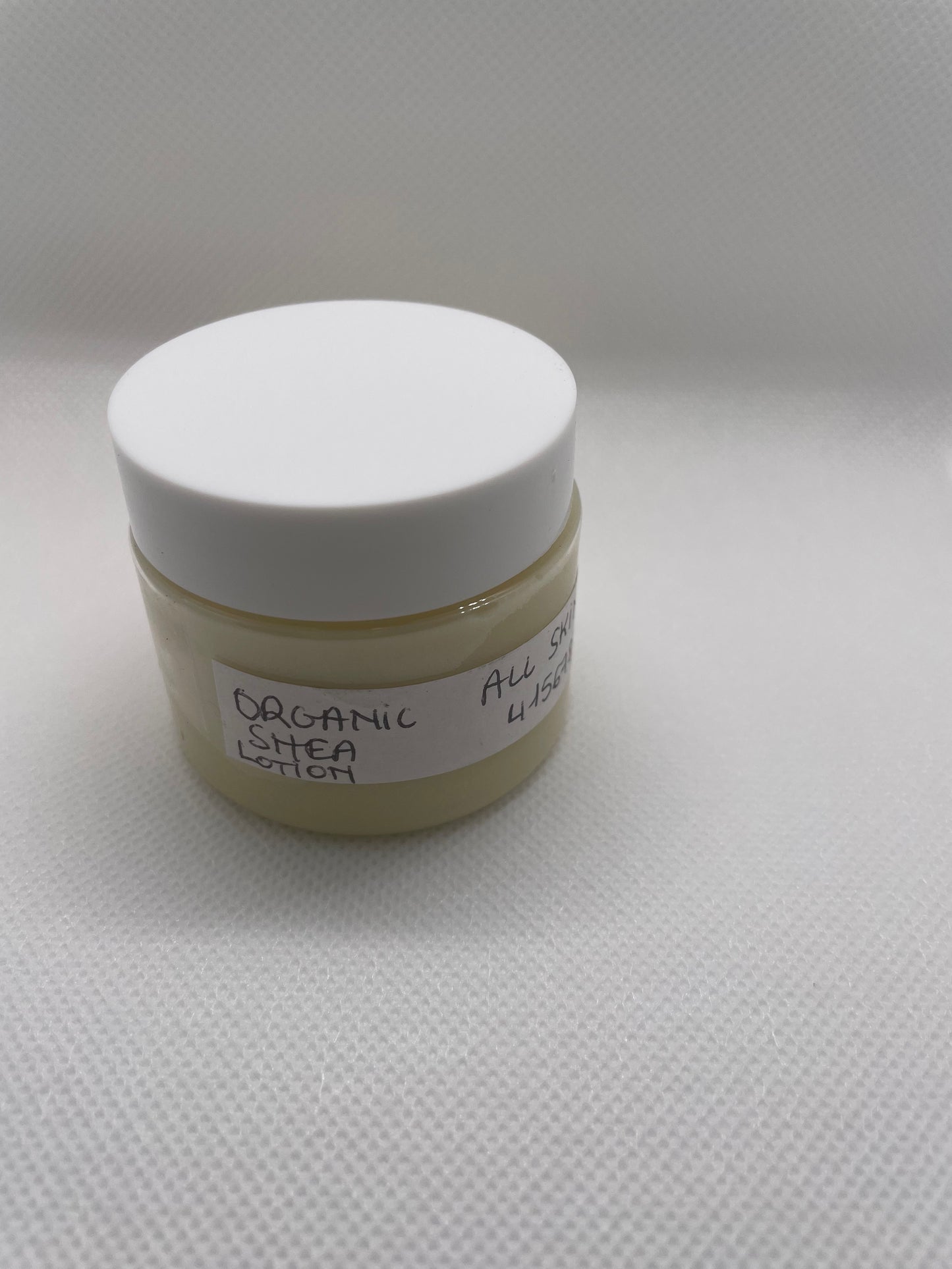 MOISTURIZING & SOFTENING LOTION