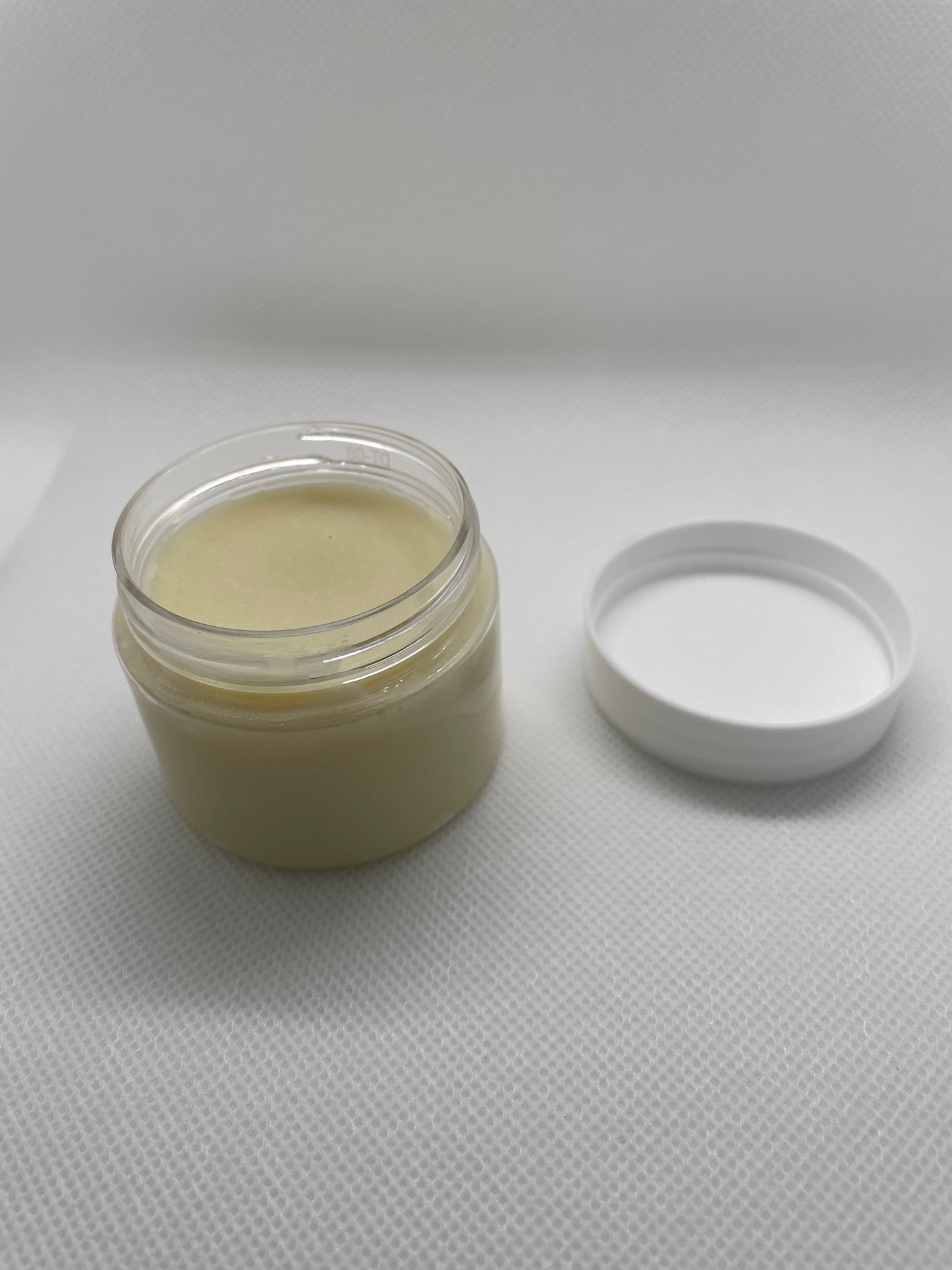 MOISTURIZING & SOFTENING LOTION